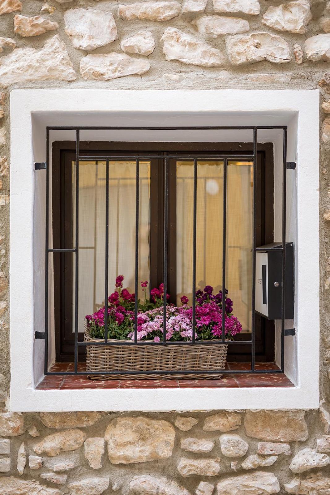Casa Santiago Holiday home Tivenys